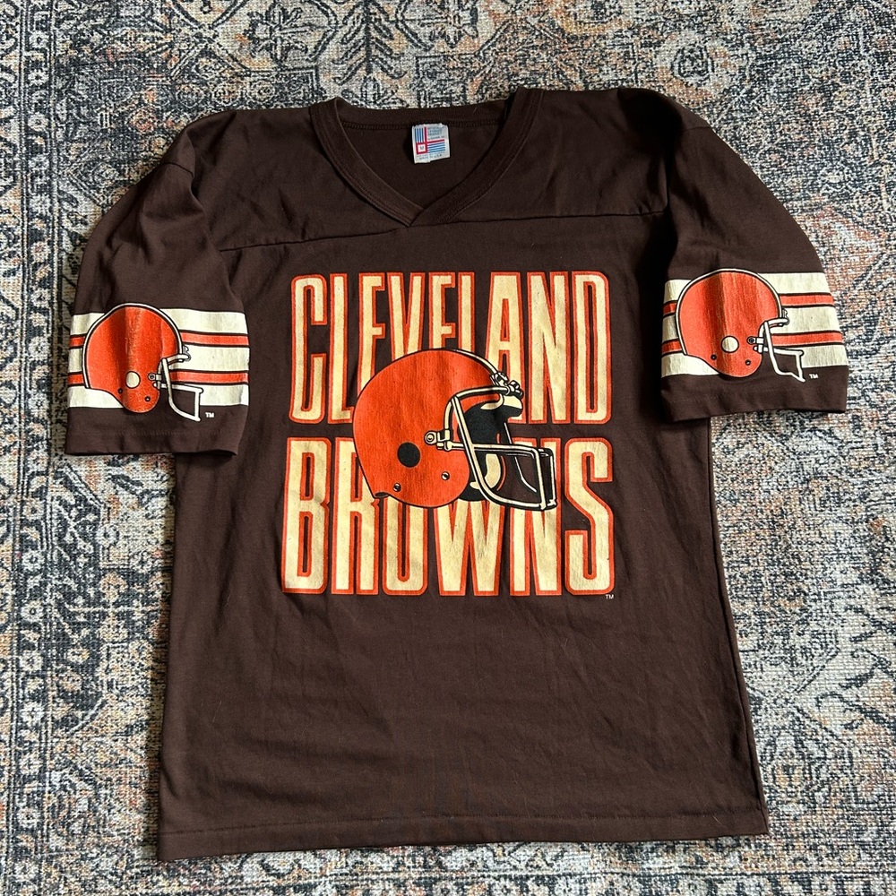Vintage Cleveland Browns Football Tee